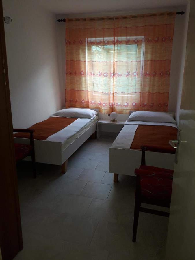 Apartmani Ana Novi V. - Studio Novi Vinodolski Exteriér fotografie