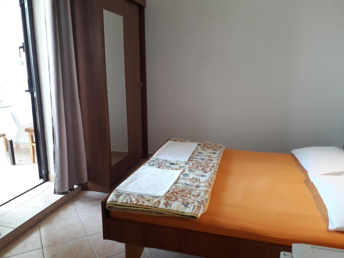 Apartmani Ana Novi V. - Studio Novi Vinodolski Exteriér fotografie