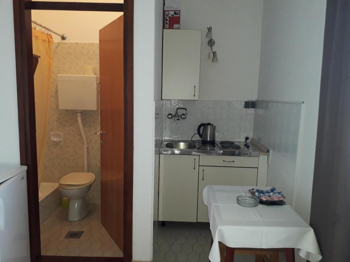 Apartmani Ana Novi V. - Studio Novi Vinodolski Exteriér fotografie